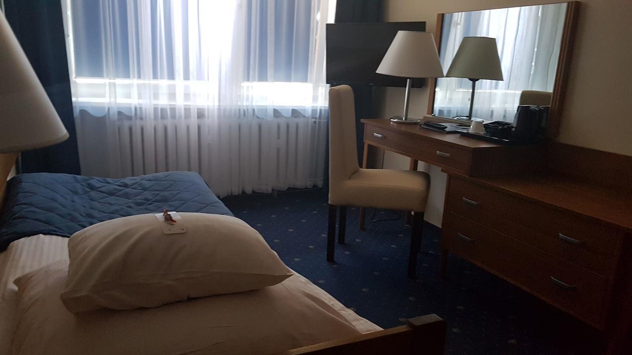 Hotel Gromada Пила Экстерьер фото